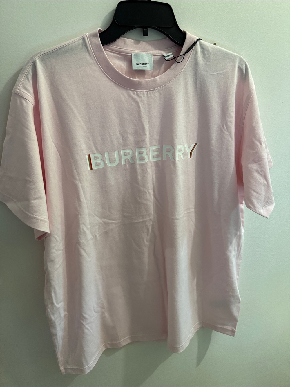 NWT Burberry T-shirt size M.